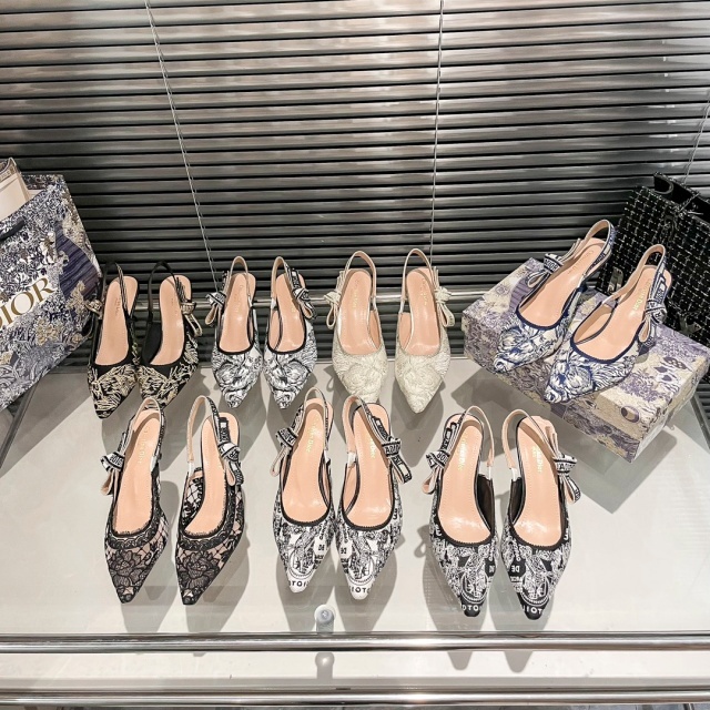 Embroidery Fashion Women High Heels