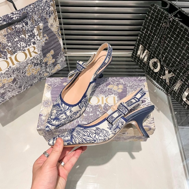 Embroidery Fashion Women High Heels