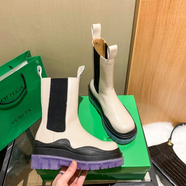 Leather Fashion Plus Size Women Boots