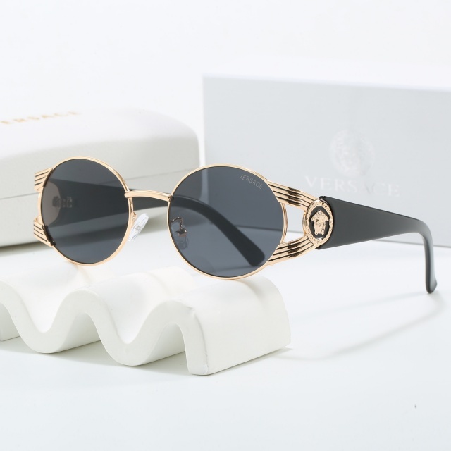 Small Metal Oval Frame Luxury Sunglasses