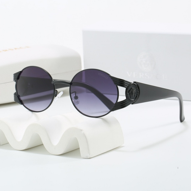 Small Metal Oval Frame Luxury Sunglasses