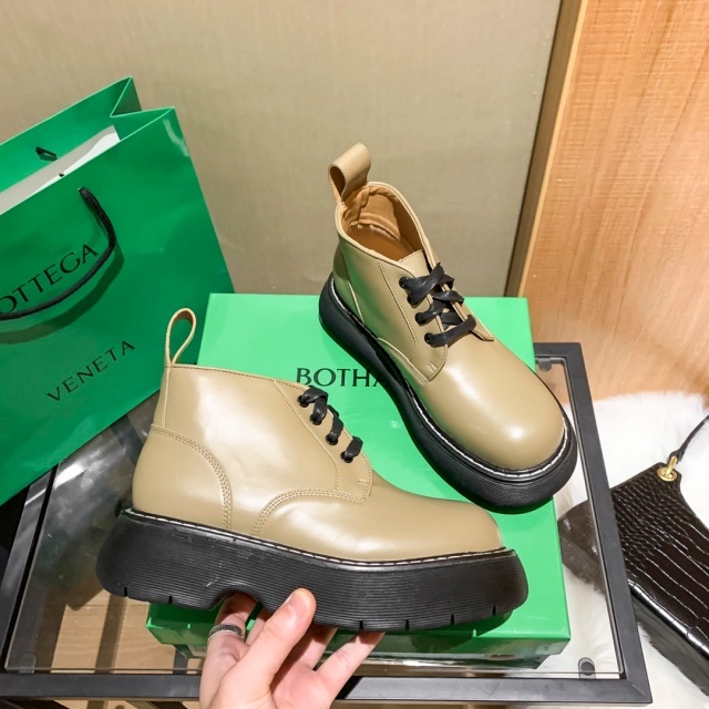 Thick-Soled Fashion Short Rock Boots
