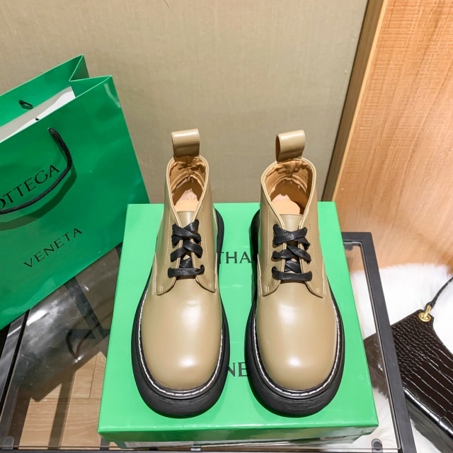 Thick-Soled Fashion Short Rock Boots