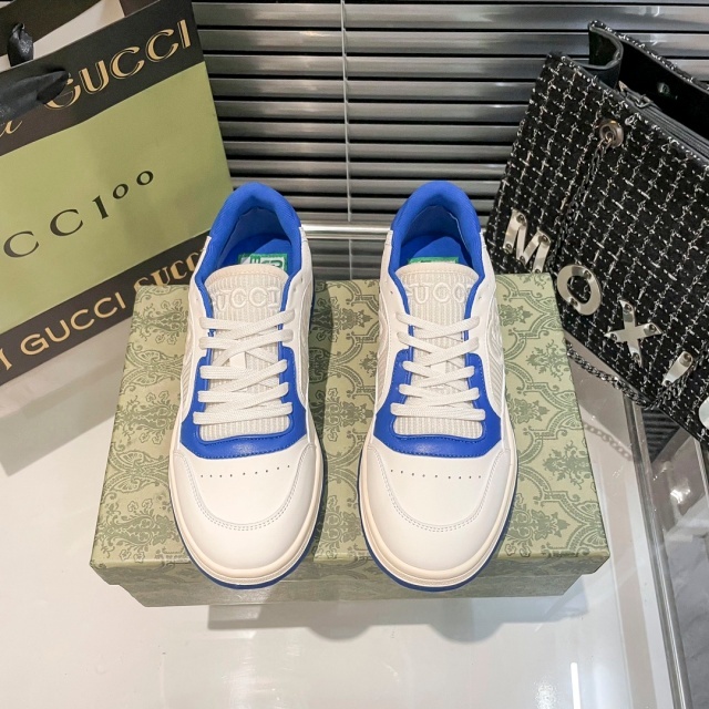 Fashion Embroidery Lace-Up Comfort Sneakers