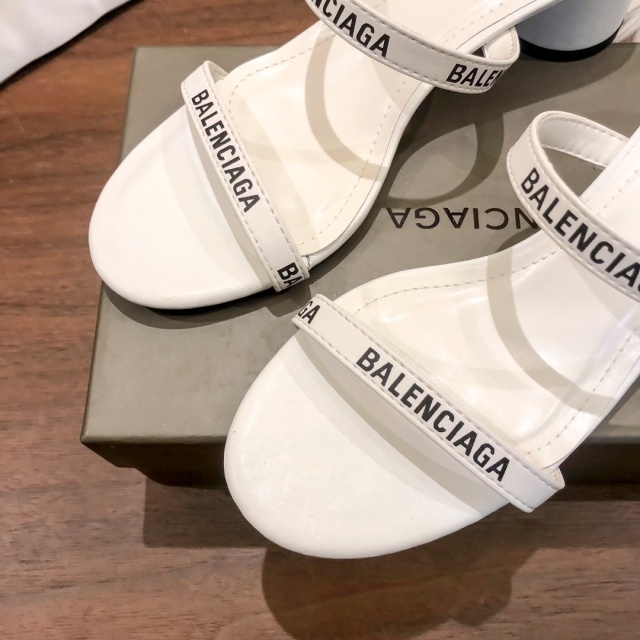 Fashion Open Toe Chunky Sandals