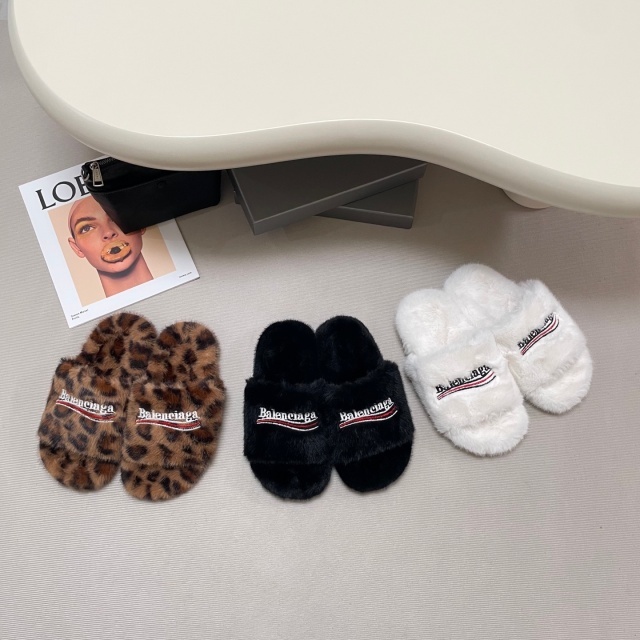 Fashion Winter Women Furry Slippers