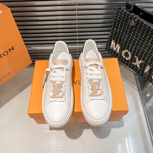Luxury Fashion Casual Sneakers