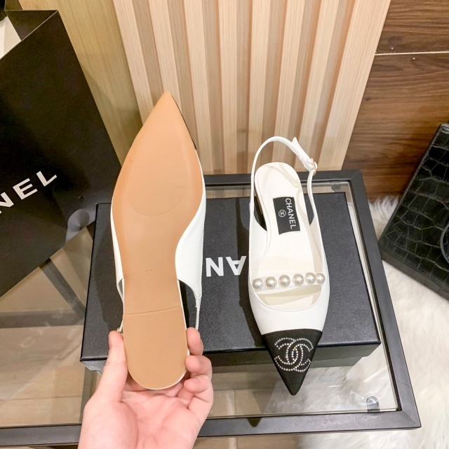 Pearl And Rhinestones Pointed Toe Flat Sandals