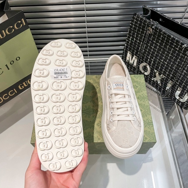 Thick-Soled Fashion Women Sneakers