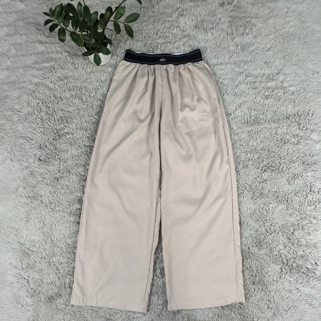 Elastic Waist Embroidery Casual Pants