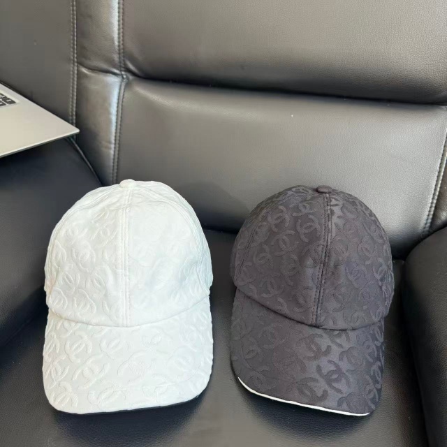 Classic Simple Design Unisex Baseball Caps