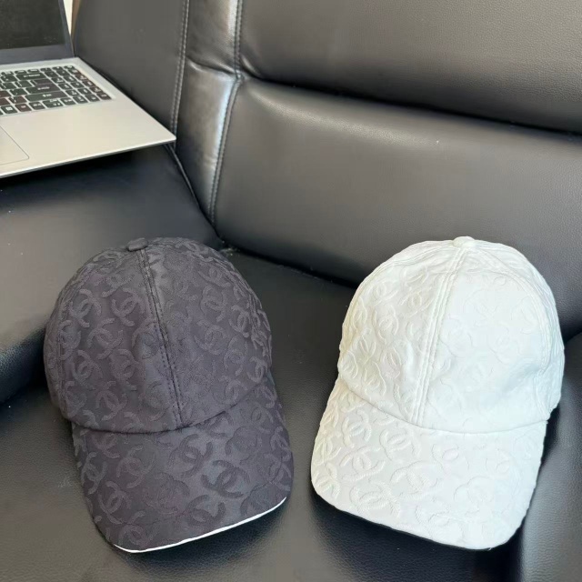 Classic Simple Design Unisex Baseball Caps