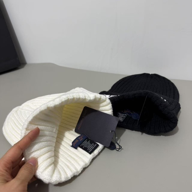 Fashion Embroidery Knit Winter Hats