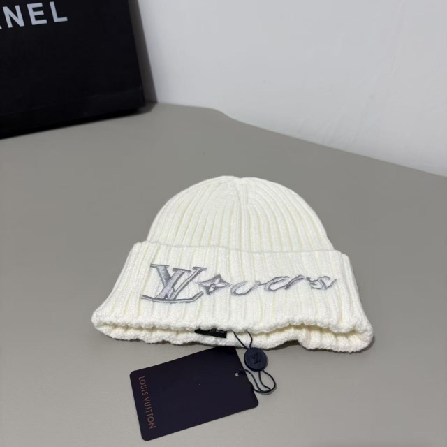 Fashion Embroidery Knit Winter Hats