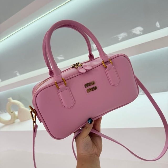 Fashion Metal Logo Leather Crossbody Handbags
