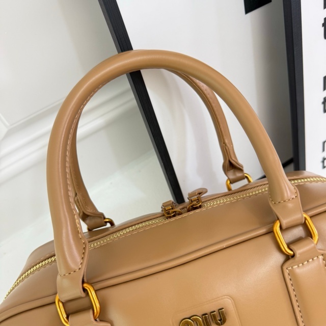 Fashion Metal Logo Leather Crossbody Handbags
