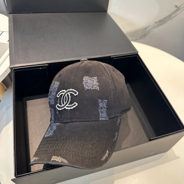 Fashion Unisex Ripped Baseball Caps