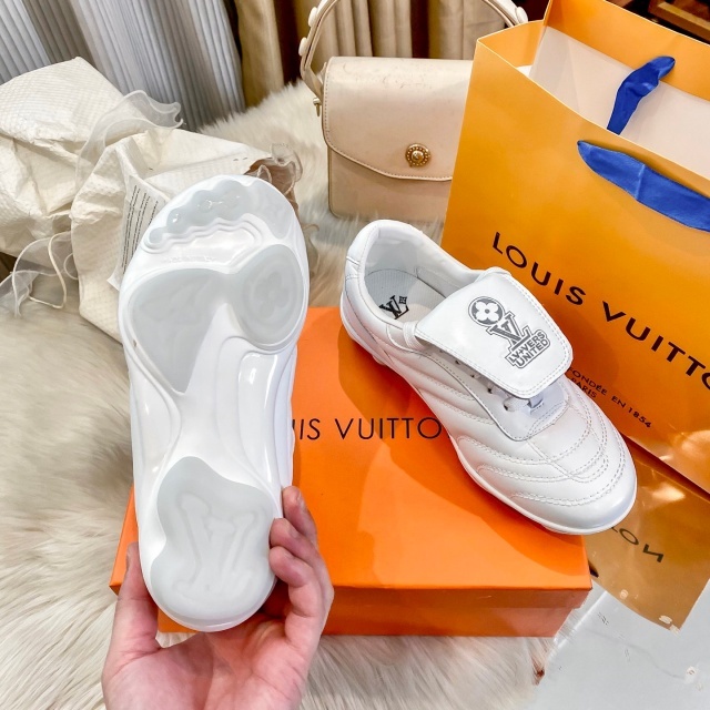 Luxury Fashion Leather Casual Sneakers
