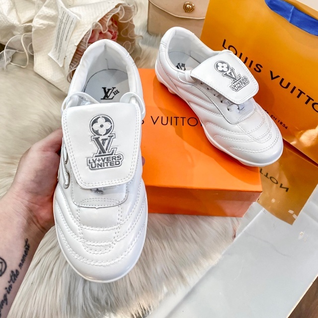 Luxury Fashion Leather Casual Sneakers