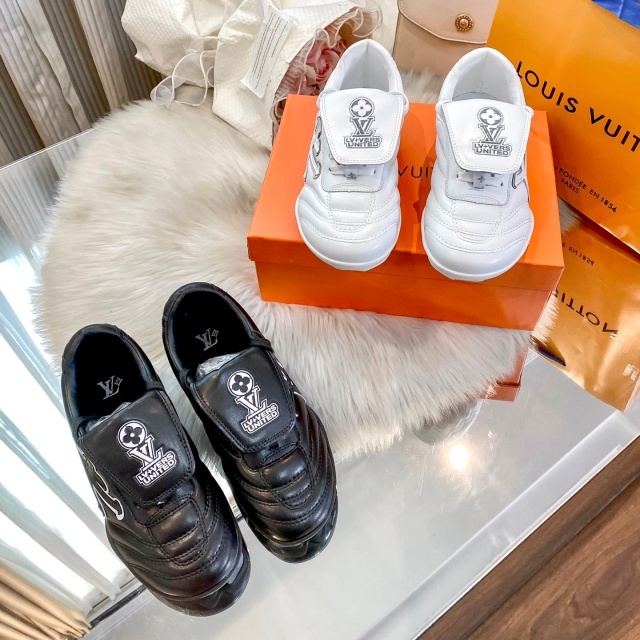 Luxury Fashion Leather Casual Sneakers