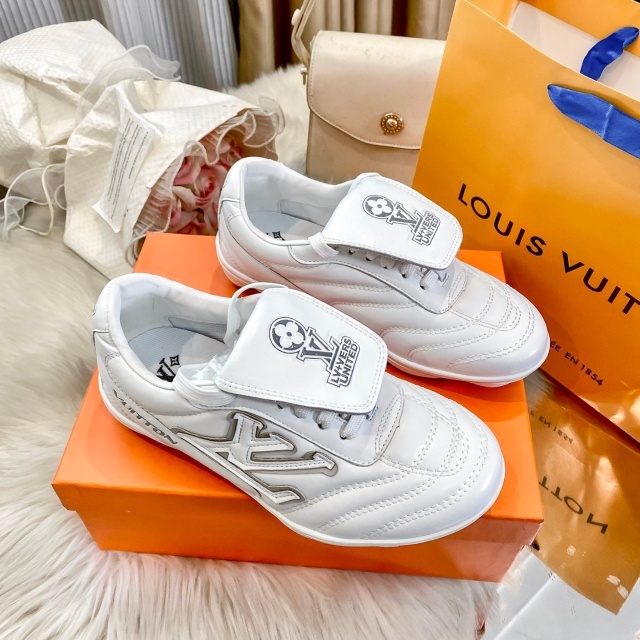 Luxury Fashion Leather Casual Sneakers