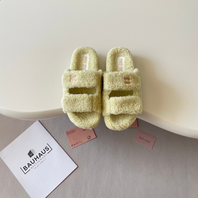Winter Fashion Hollow Out Furry Slides