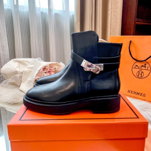 Luxury Fashion Leather Women Ankle Boots