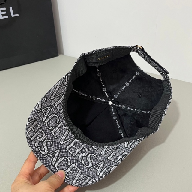 Classic Fashion Embroidery Baseball Caps