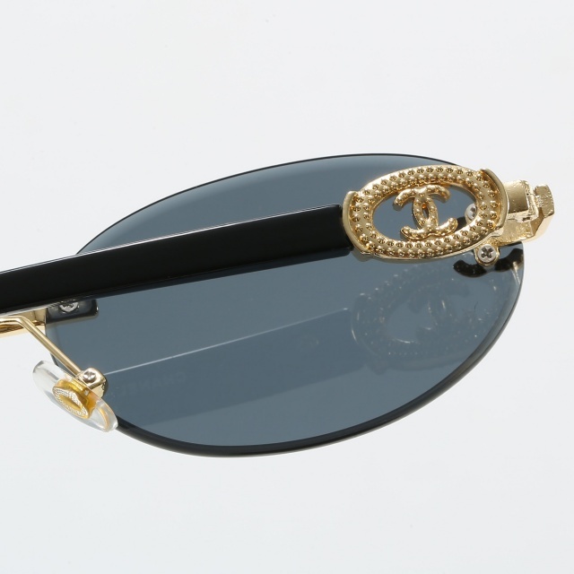 Oval Frameless Retro Luxury Glasses