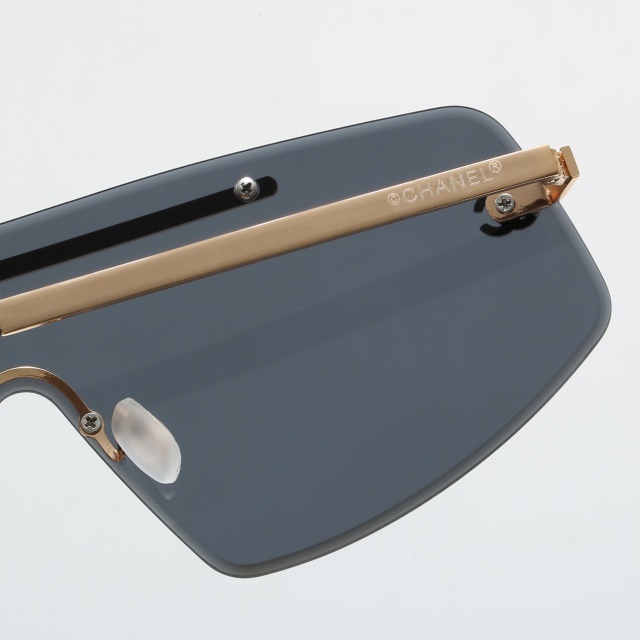 Large Frame One Piece Glasses