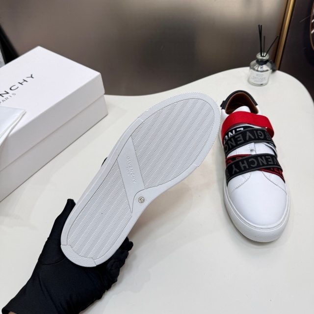Luxury Fashion Design Men Casual Sneakers