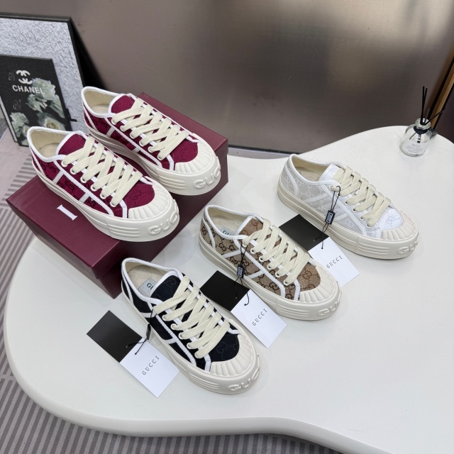 Thick-Soled Fashion Lace-Up Women Sneakers