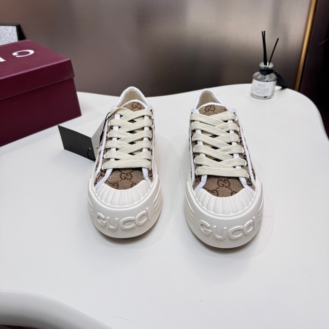 Thick-Soled Fashion Lace-Up Women Sneakers