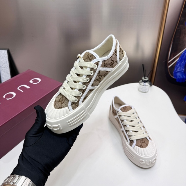 Thick-Soled Fashion Lace-Up Women Sneakers