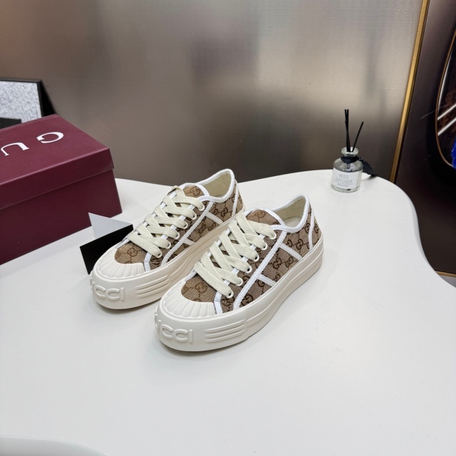 Thick-Soled Fashion Lace-Up Women Sneakers
