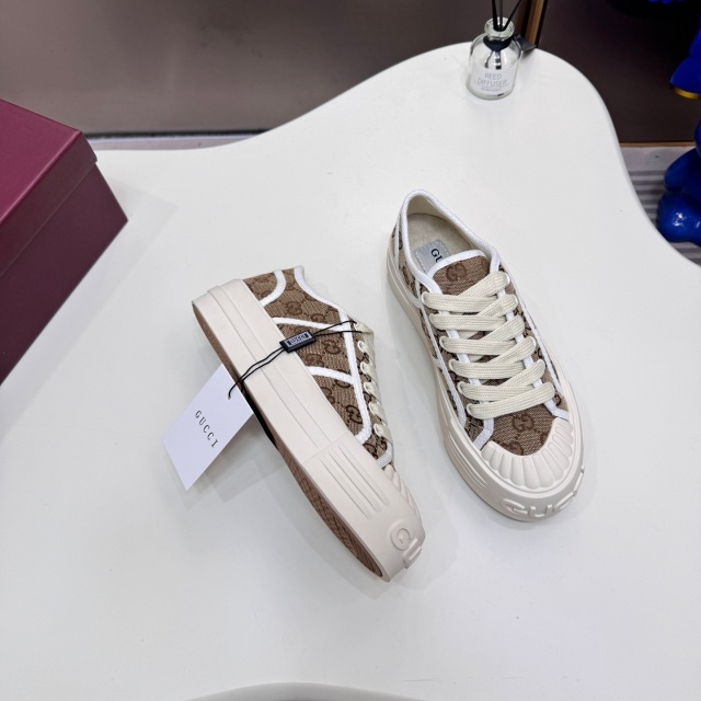 Thick-Soled Fashion Lace-Up Women Sneakers