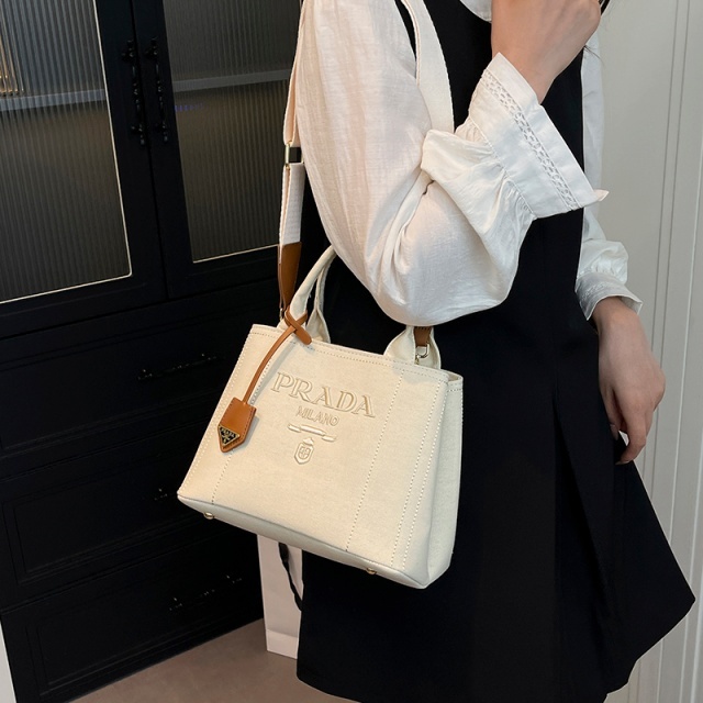 Fashion Embroidery Women Crossbody Bags