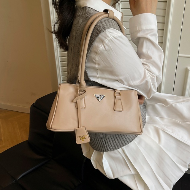 Fashion Logo Leather Women Shoulder Bags