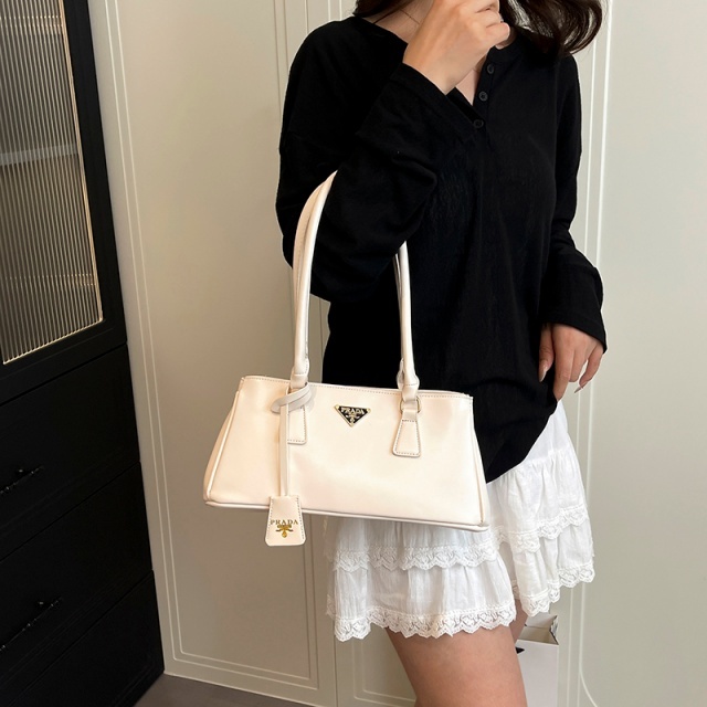 Fashion Logo Leather Women Shoulder Bags