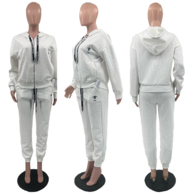 Fashion Embossing Women Hooded Fall Tracksuit