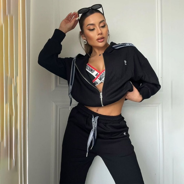 Fashion Embossing Women Hooded Fall Tracksuit