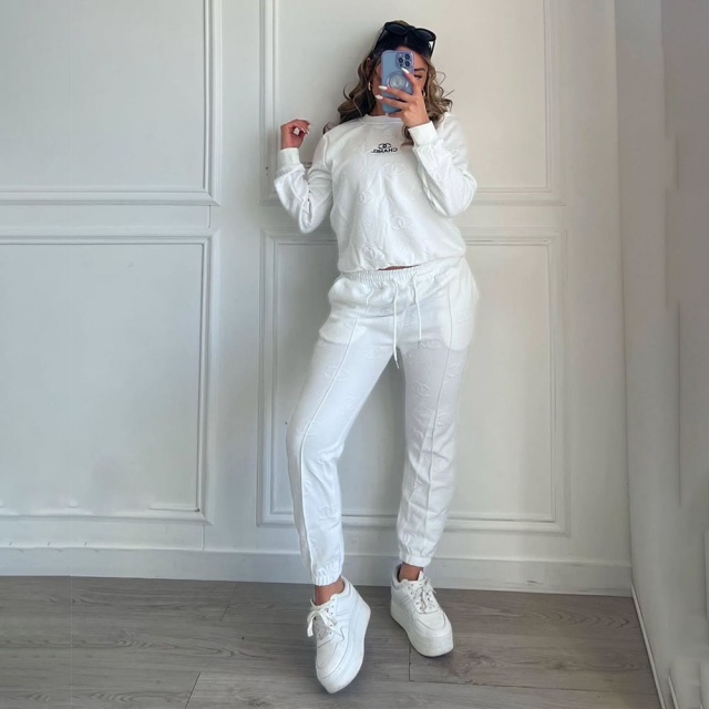 Fashion Embroidery Jacquard Women Casual Tracksuit