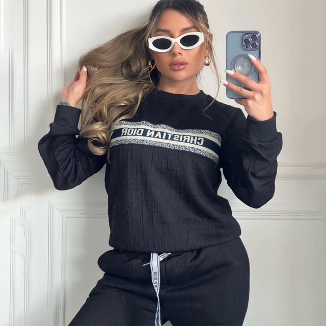Fashion Embroidery Jacquard Women Fall Tracksuit