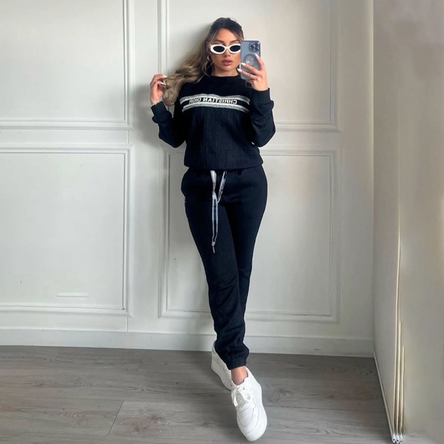 Fashion Embroidery Jacquard Women Fall Tracksuit