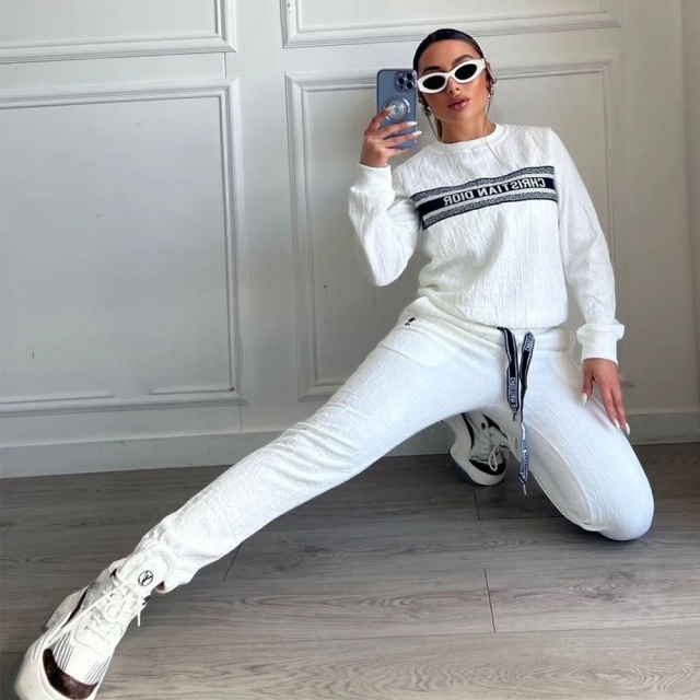 Fashion Embroidery Jacquard Women Fall Tracksuit
