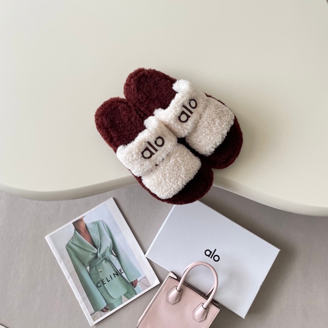 Fashion Color Block Winter Furry Shoes