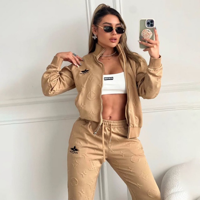Fashion Embroidery Embossing Women Fall Tracksuit Set