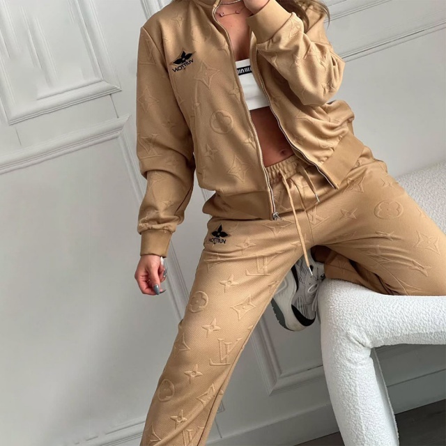 Fashion Embroidery Embossing Women Fall Tracksuit Set