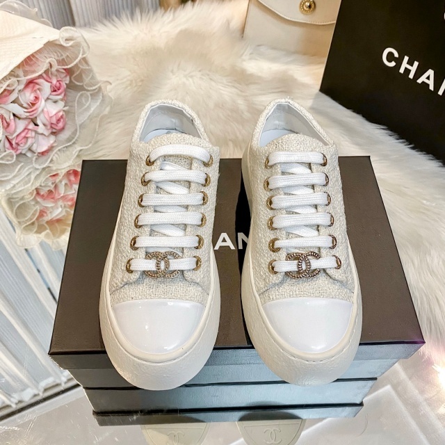 Fashion Logo Women Casual Sneakers