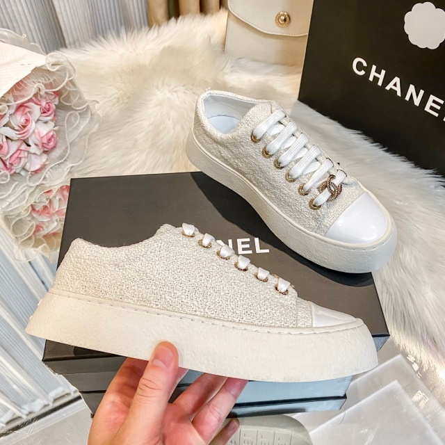 Fashion Logo Women Casual Sneakers